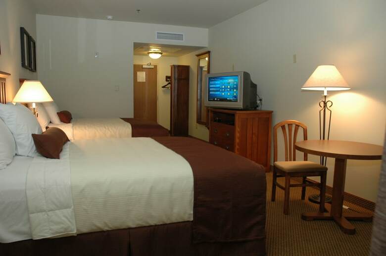 Casper C'mon Inn Hotel & Suites