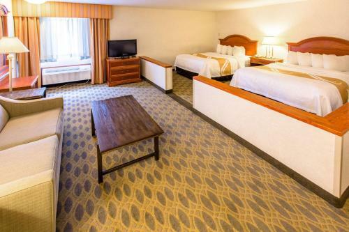 Hotel Quality Inn & Suites - University