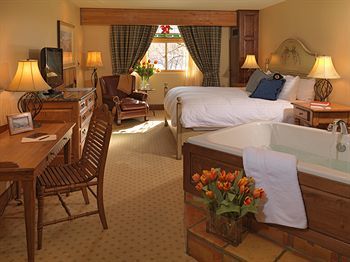 Hotel The Rusty Parrot Lodge And Spa