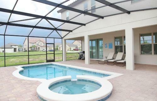 Vacation Home Miles Away From Disney 13yc19