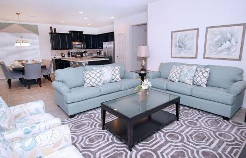 Vacation Home Miles Away From Disney 13yc19