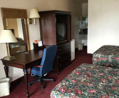 Motel Belmont Inn And Suites