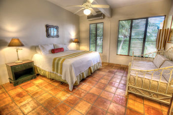 Hotel Hacienda Tamarindo