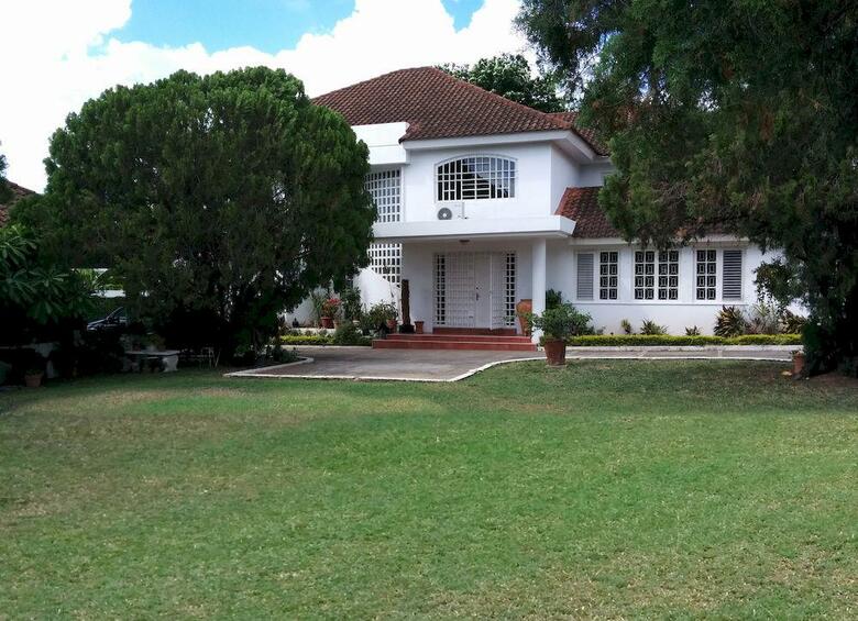 Hotel Chester Avenue Bed & Breakfast