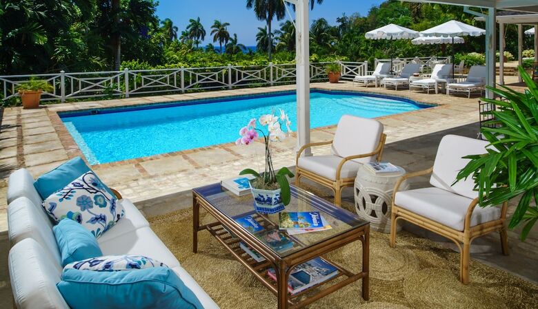Apartamento Round Hill Hotel And Villas