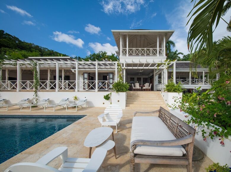 Apartamento Round Hill Hotel And Villas