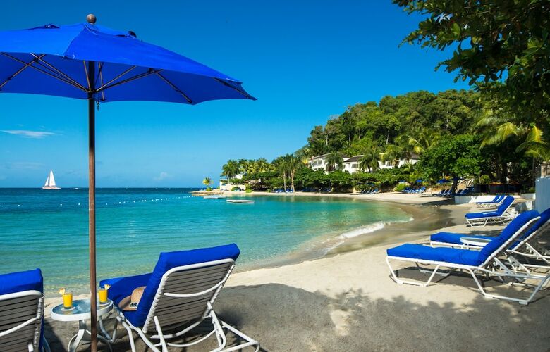 Apartamento Round Hill Hotel And Villas
