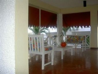 Apartamento Chrisanns Beach Resort
