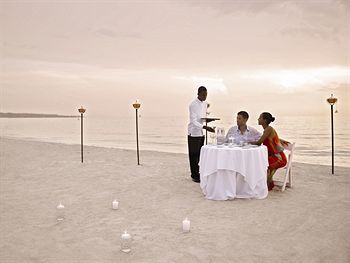 Hotel Couples Negril All Inclusive