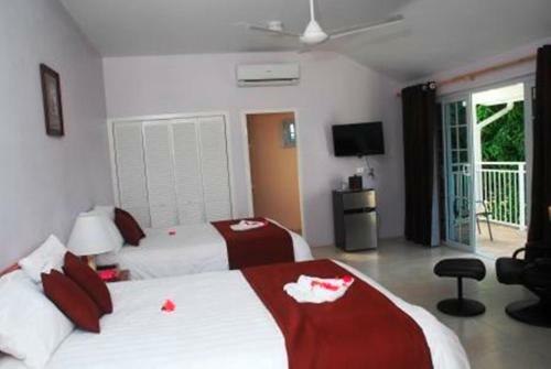 Hotel Rondel Village