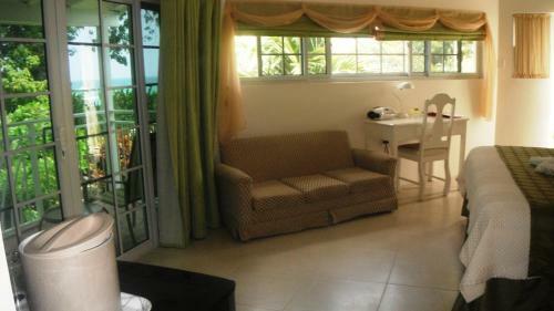 Hotel Rondel Village