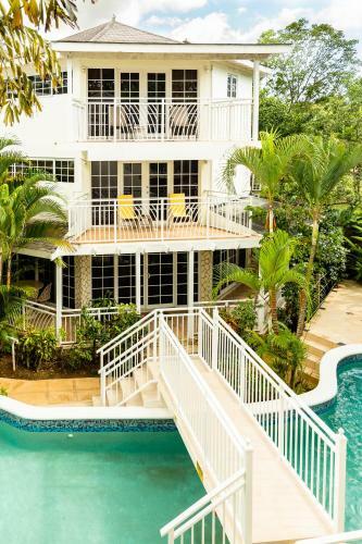 Hotel Rondel Village
