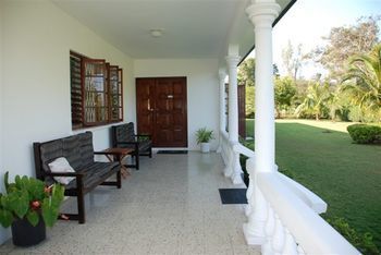 Hotel Eslyn Villa