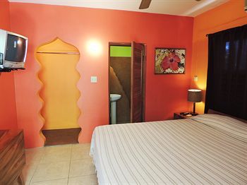 Apartamento Sunrise Club Hotel Restaurant & Bar
