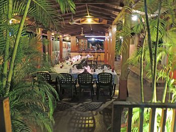 Apartamento Sunrise Club Hotel Restaurant & Bar