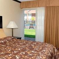 Hotel Rodeway Inn & Suites