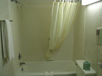 Motel 6 Edgewood