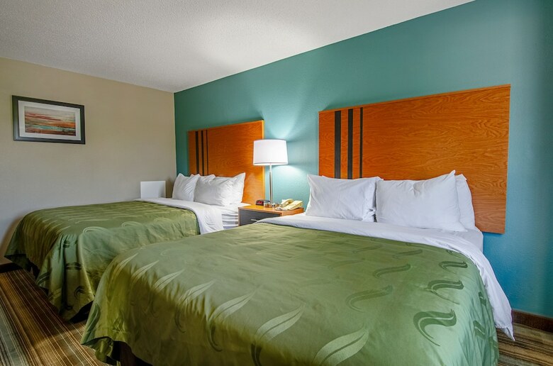 Hotel Quality Inn & Suites