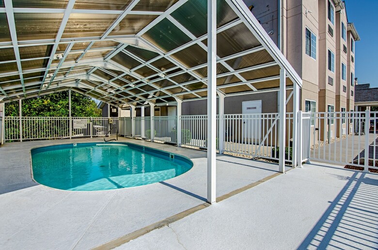 Hotel Quality Inn & Suites