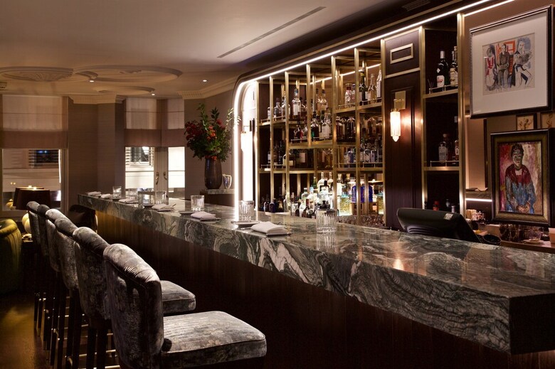 St James Hotel & Club