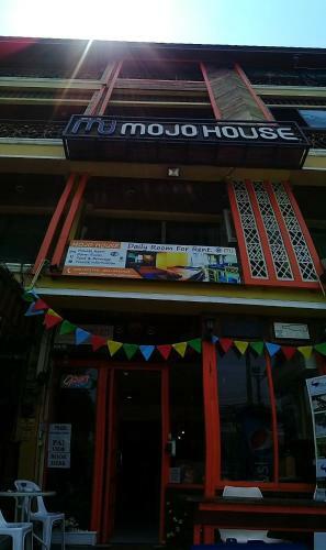 Albergue Mojo House