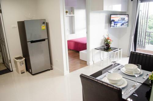Luxury Apartment With Massage Chair