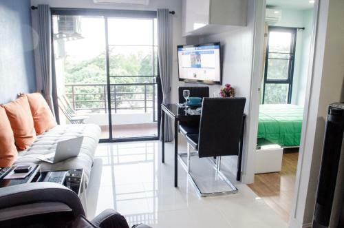 Luxury Apartment With Massage Chair