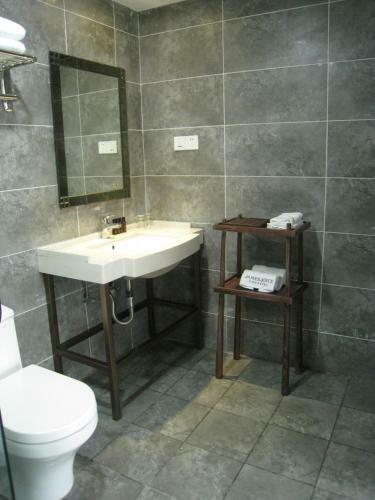 Hotel James Joyce Coffetel Guangzhou Panyu Changlong