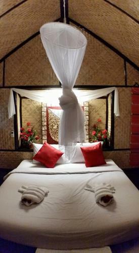 Lodge Eco Lanta Hideaway Beach Resort