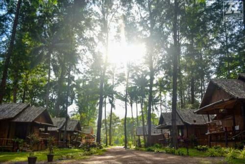 Lodge Eco Lanta Hideaway Beach Resort
