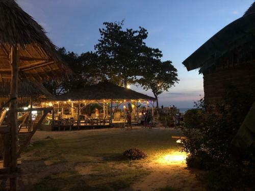 Hotel Lanta River Sand Resort
