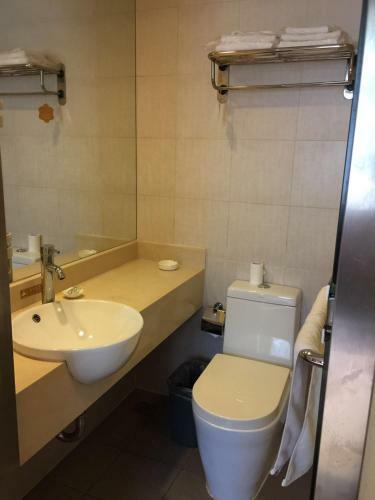 Hotel Goldmet Inn Changzhi Bayi Square