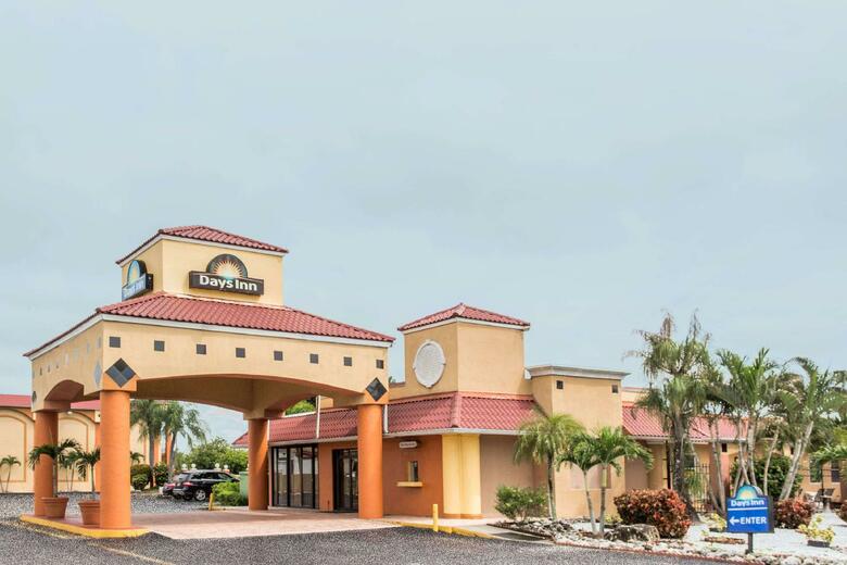 Hotel Days Inn South
