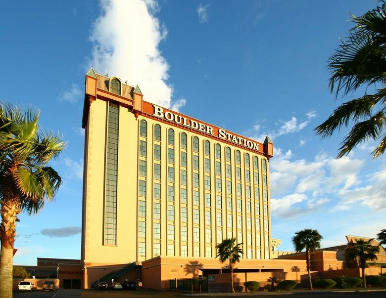 Hotel Boulder Station