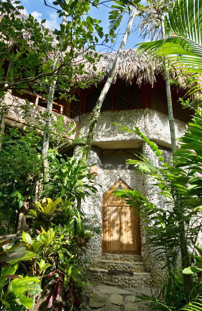 Hotel Natura Caba�as Boutique & Spa (.)