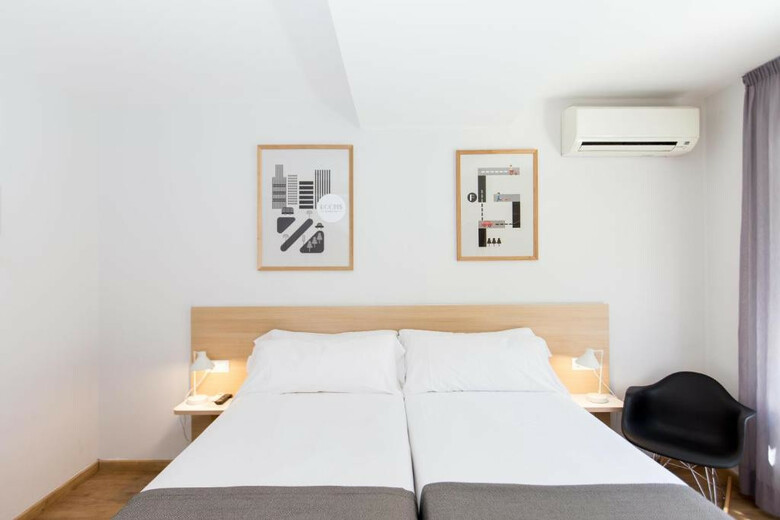 Hostal Rooms Ciencias