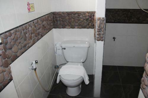 Hotel Baanrimnam Resort Trat
