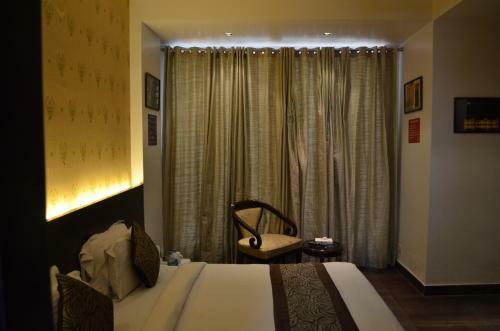 Hotel Woodapple Residency