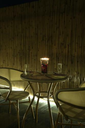 Hotel Woodapple Residency