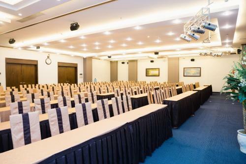 Truong Son Tung 2 Hotel