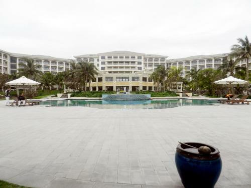 Hotel Olalani Resort & Condotel