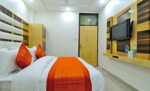 Hotel The Gold Inn Paharganj