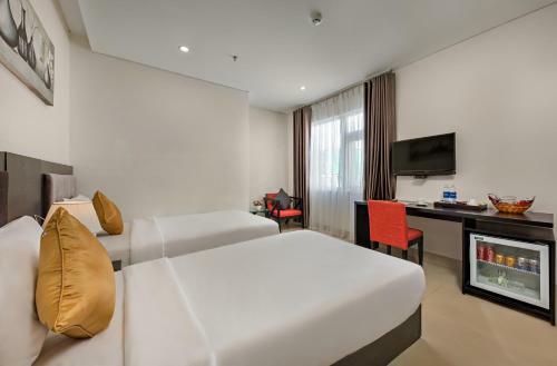 Golden Star Hotel