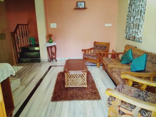 Hostal Menezes House