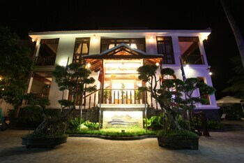 River Palm Villas