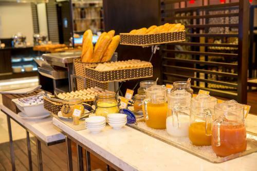 Novotel Ha Long Bay Hotel