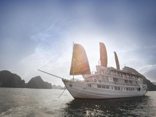 Aphrodite Cruise