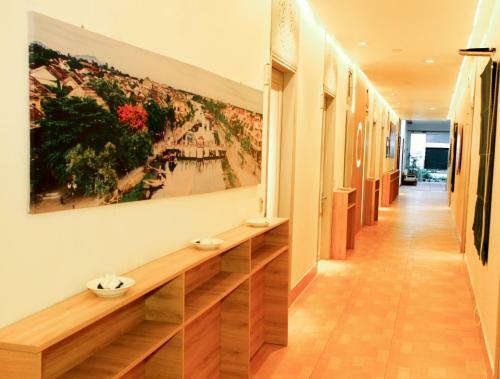 Green Field Hotel
