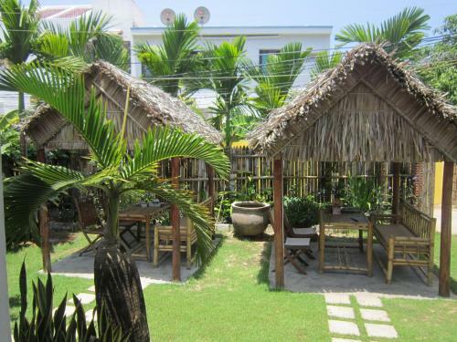 Local Beach Homestay