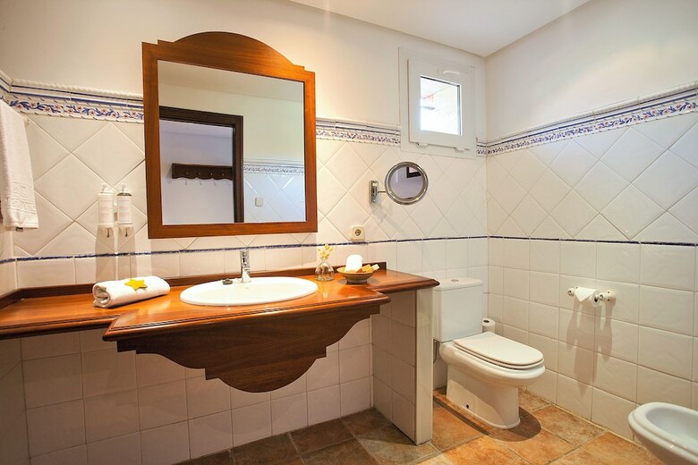 Hotel Cala Sant Vicen�